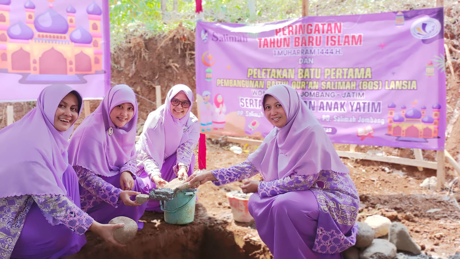 Salimah Rayakan Muharram dengan Santuni Anak Yatim dan Peletakan Batu Pertama Pembangunan BQS